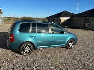 Fin vw touran 