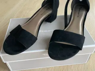 Sandal med hæl sort
