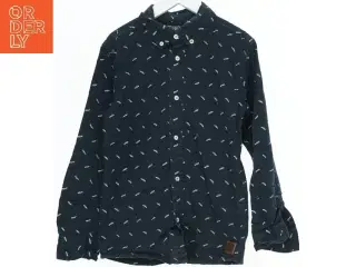 Mørk blå skjorte med mønster (str. 140)