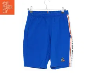 Blå sports shorts fra Le Coq Sportif (str. 164)