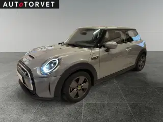 MINI Cooper SE  Essential