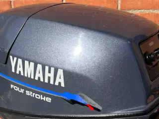 YAMAHA 10 hk MED ELSTART 4 takt langt ben
