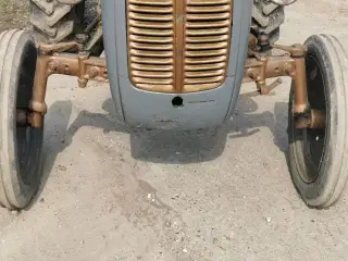 Massey Ferguson 35 Guldfugl 