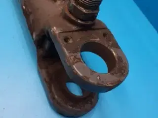 New Holland TM 190 Cylinder 47125430