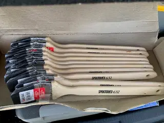 4 stk Spekter 632-50 rør/radiatorpensel , vinkel, 