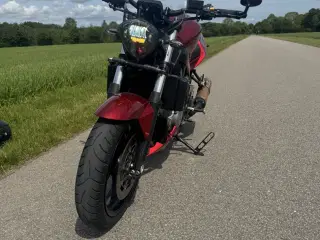 Suzuki sv 1000N