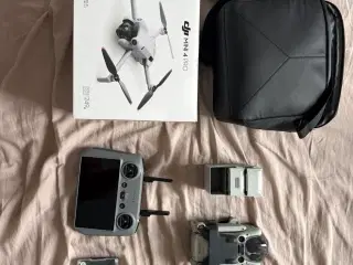 DJI Mini 4 Pro Fly More Combo