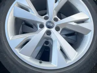 Originale Audi Q4 E-tron 20" fælge med sommerdæk