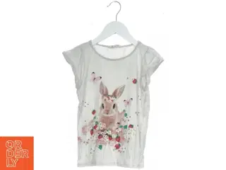 T-shirt med dyremotiv fra H&M (str. 140)