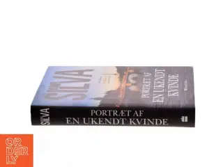 Portræt af en ukendt kvinde af Daniel Silva (Bog)