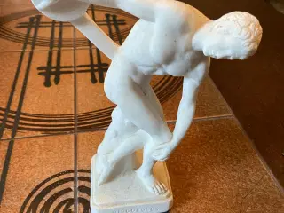 Retro og meget gammel porcelæns figur