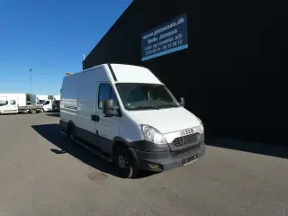 Iveco Daily 35S13 13,2m3 2,3 D 126HK Van