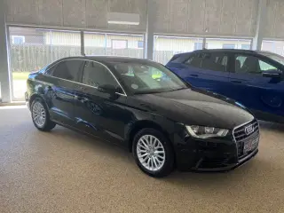 Audi A3 1,6 TDi 110 Ambiente