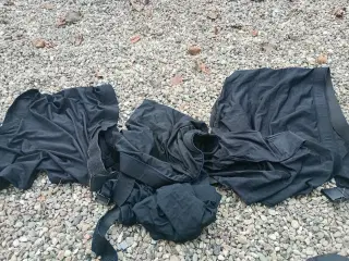 Fire dækkenundertrøjer i str small 