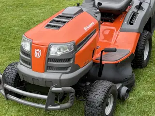 Husqvarna TC238 Havetraktor
