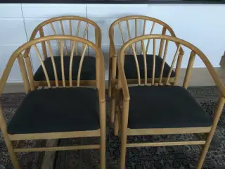 Spisebordstole af lakeret bøg