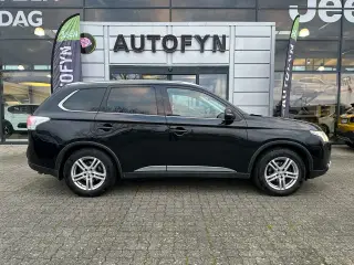 Mitsubishi Outlander 2,2 DI-D 150 Instyle aut. 4WD 7prs