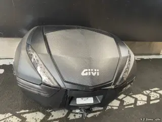 Topboks, Givi V47