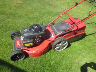 1 stk AL-KO Plæneklipper med Hondamotor