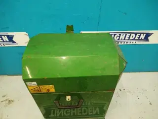John Deere 2054 Værktøjs skab AZ49503