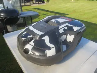 1 stk Husqvarna 310 Auto Mower  Robotklipper årg 2
