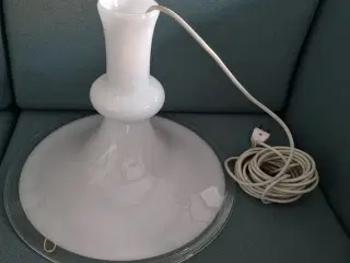 Holmegaard Stor Etude pendel i hvidt glas 38 cm.