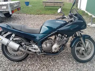 Yamaha xj 400