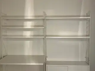 Vægreol med skrivebord 2 stk reoler