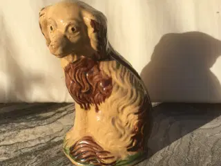 Antik sparebøsse hund