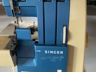 Singer overlocker