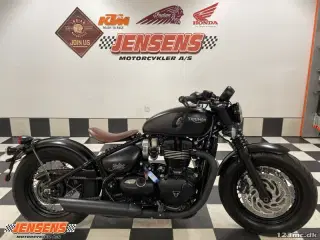 Triumph Bonneville Bobber
