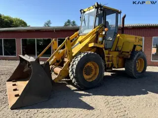 JCB 425