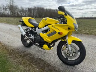 NYSYNET Honda VTR 1000F Firestorm
