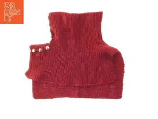 Strikhalsedisse med knapper (str. Hals. ø. 22 cm)