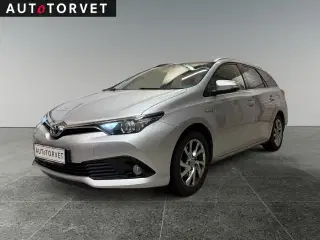 Toyota Auris 1,8 Hybrid H2 Style Skyview CVT