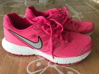 Pink sko 40