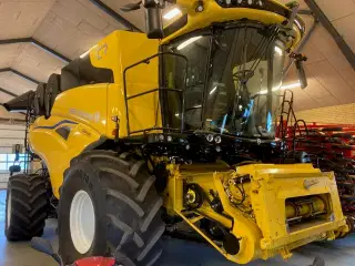 New Holland CR10.90 SLH 4WD