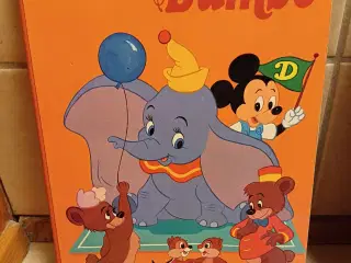 Dumbo af Walt Disney - en pap-bog for de mindste