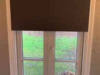 Rullegardin til dør