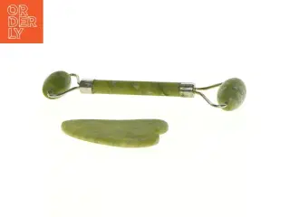 Jade roller og gua sha sæt (str. 7 x 4 cm og 14 x 6 cm)