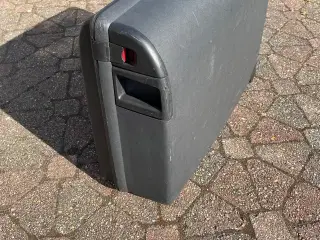 Kuffert-Samsonite hardcase på hjul og med kodelås