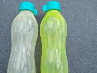 Tupperware flasker 7,5 dl med skruelåg 2 stk