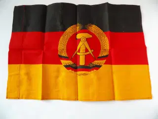 DDR fane - retro