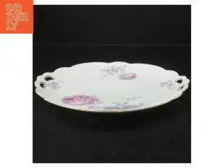 Pyntet porcelænsfad med blomster (str. Ø 26 cm)