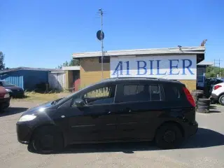 Mazda 5 2,0 Touring 7prs