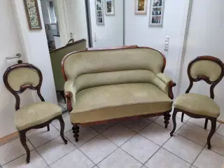 Antik sofa og stole sæt i træ med grøn polstring