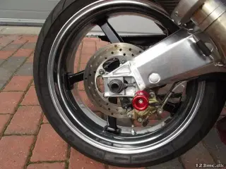 Aprilia RSV 1000 R