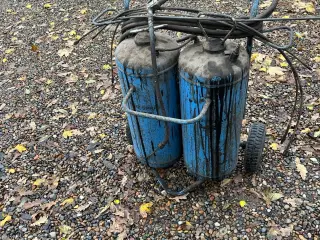 Vogn med undervognsbehandlingssæt