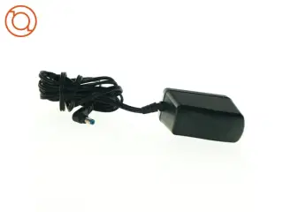 Laptop oplader fra D-Link (str. 193 cm)