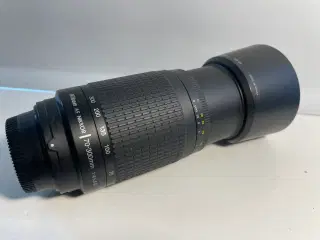 NIKKOR 70-300 F1,4-5,6 Lens med hood